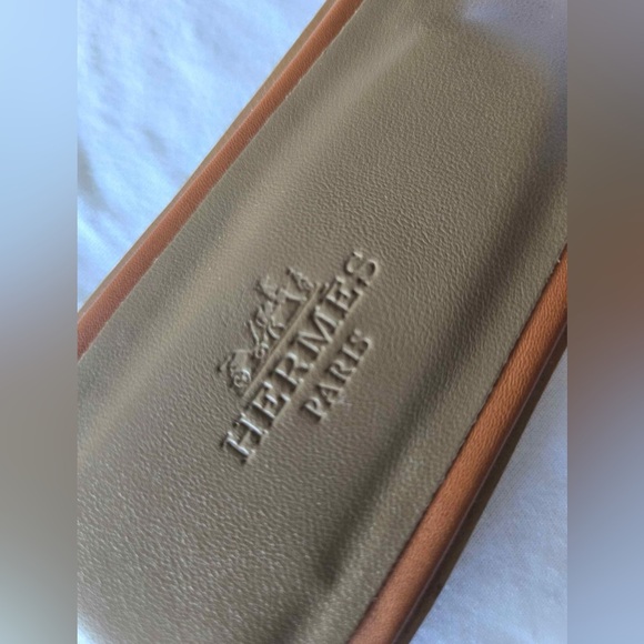 NEW Hermes Gold Oran Sandals - Picture 2 of 4